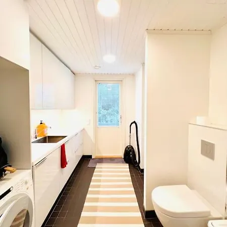 Tilava Huone Vantaalla Apartman *